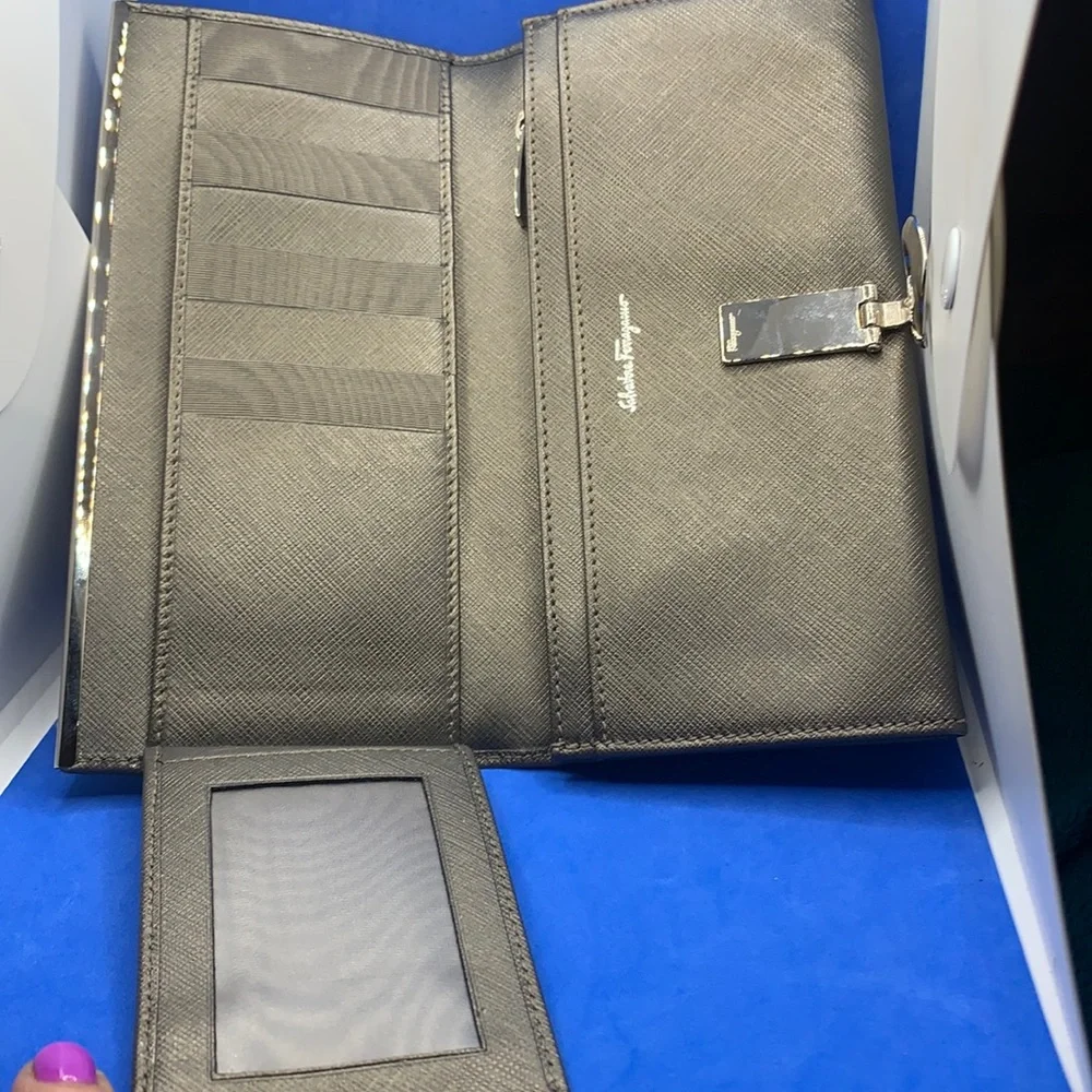 💗SALE💗 Salvatore Ferragamo‎ leather wallet steel gray Grey